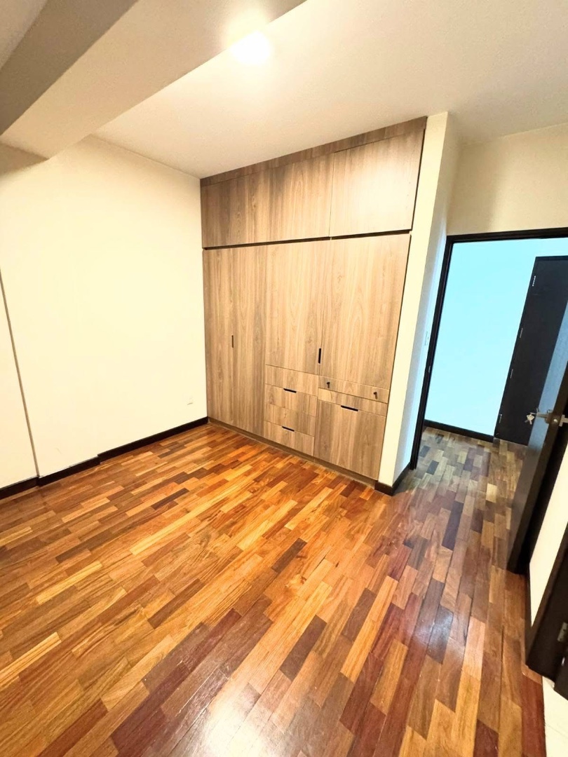 Departamento en AlquilerIRPAVI C/3 2 dormitorios 3 baños 1 parqueos Foto 4