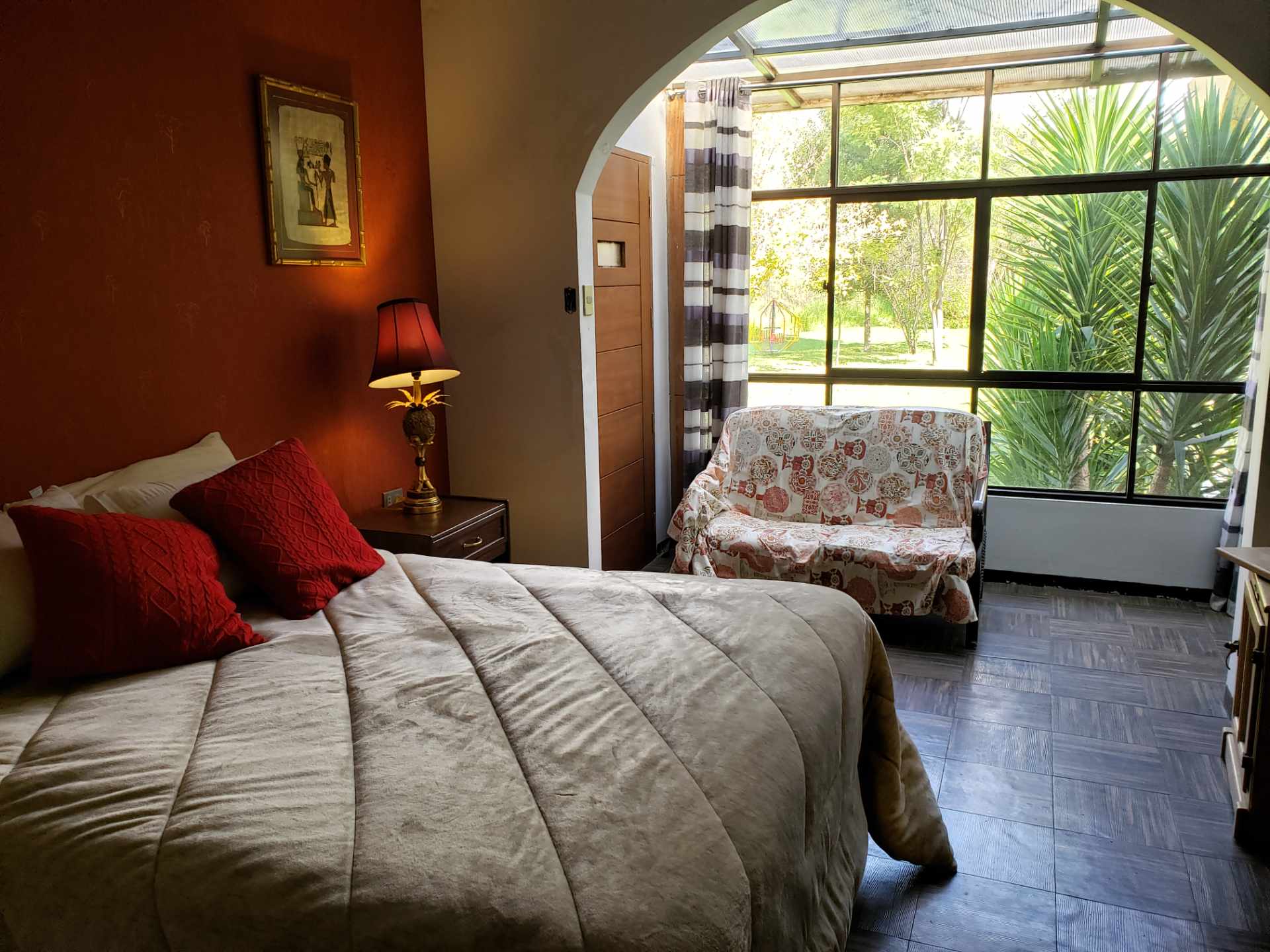 Casa en Colcapirhua en Cochabamba 6 dormitorios 5 baños 10 parqueos Foto 17