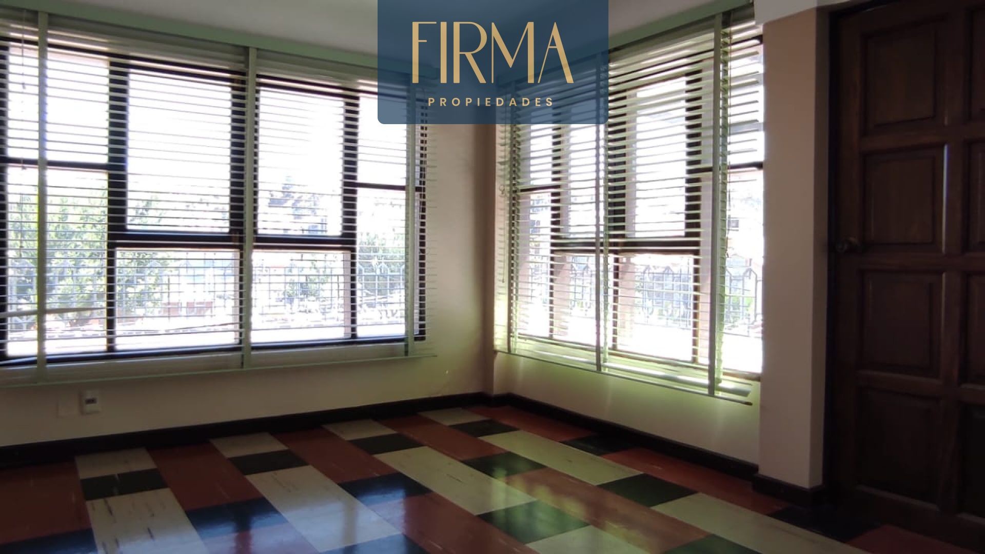 Casa en Achumani en La Paz 4 dormitorios 4 baños 2 parqueos Foto 7