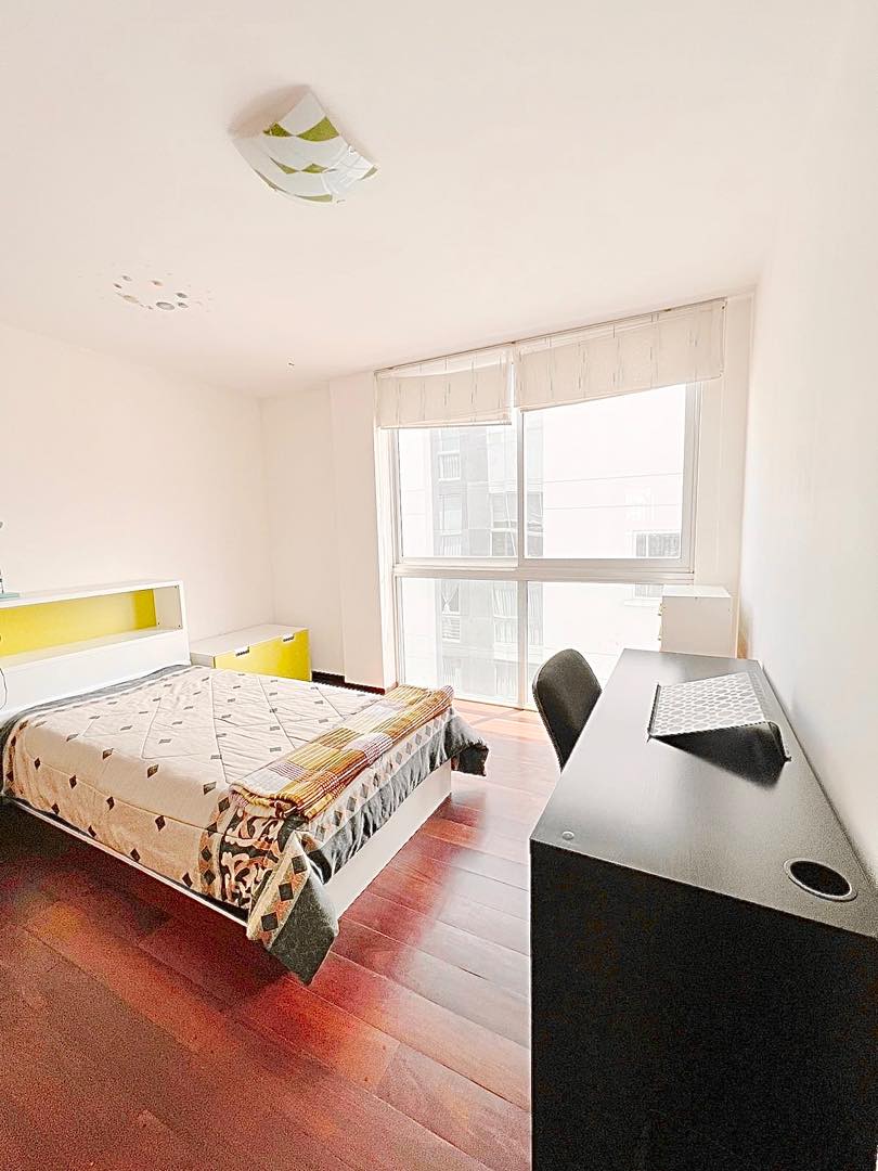 Departamento en AlquilerDEPARTAMENTO PENTHOUSE  AMOBLADO EN ALQUILER, BAJO ACHUMANI  3 dormitorios 3 baños 1 parqueos Foto 11