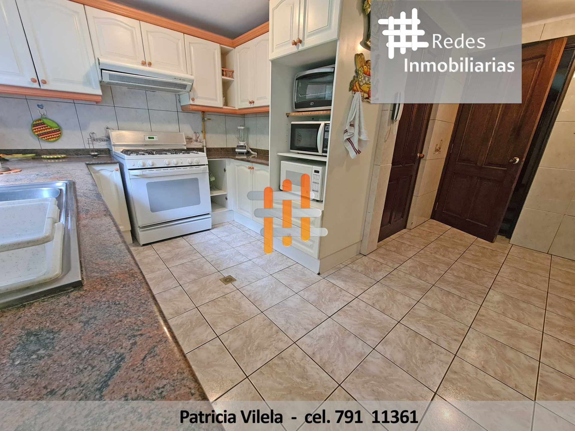 Casa en Achumani en La Paz 4 dormitorios 8 baños 4 parqueos Foto 26