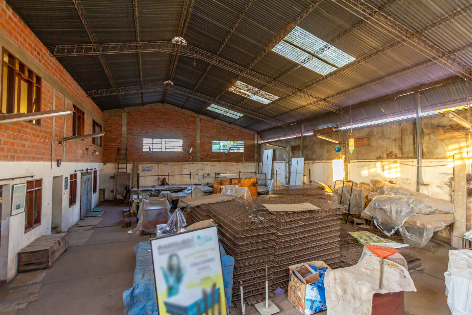 Casa en Entre 4to y 5to anillo Sur en Santa Cruz de la Sierra 5 dormitorios 5 baños 8 parqueos Foto 13