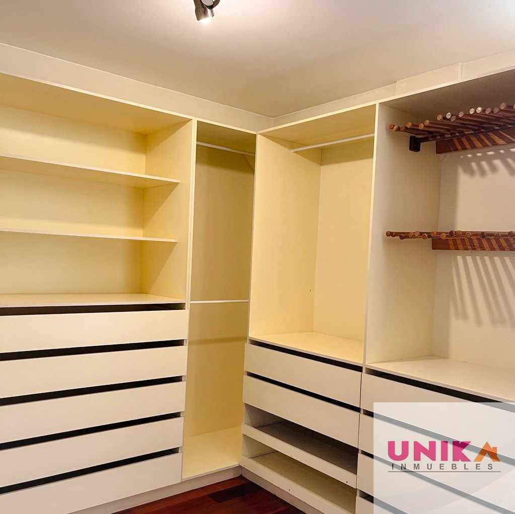 Casa en Alquiler🏡 AMPLIA Y HERMOSA CASA EN ALQUILER, AUQUISAMAÑA.  3 dormitorios 3 baños 3 parqueos Foto 18