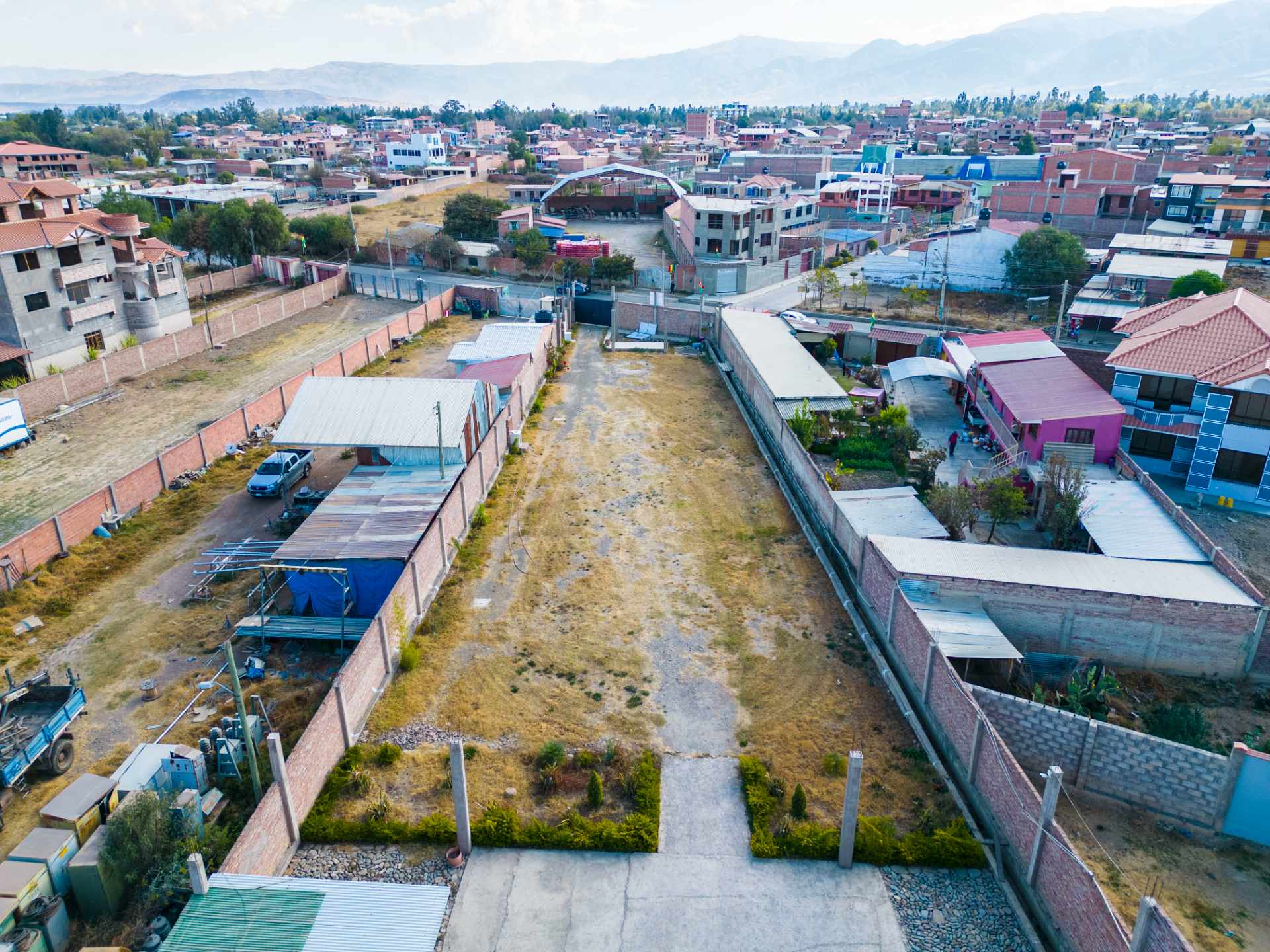 Terreno en VentaAV. REDUCTO-COLCAPIRHUA-COCHABAMBA Foto 2