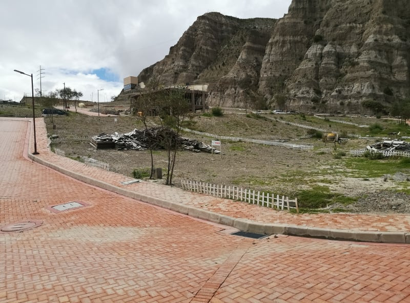 Terreno en Los Pinos en La Paz    Foto 8