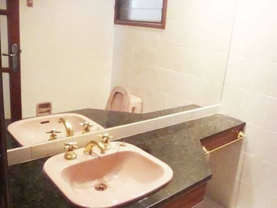 Casa Av. Piraí (entre 2do y 3er Anillo) lado Banco Ganadero Santa Cruz de la sierra Foto 4