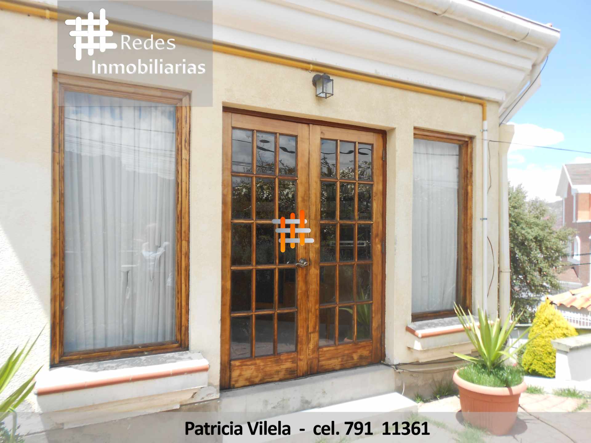 Casa en Achumani en La Paz 3 dormitorios 5 baños 3 parqueos Foto 3