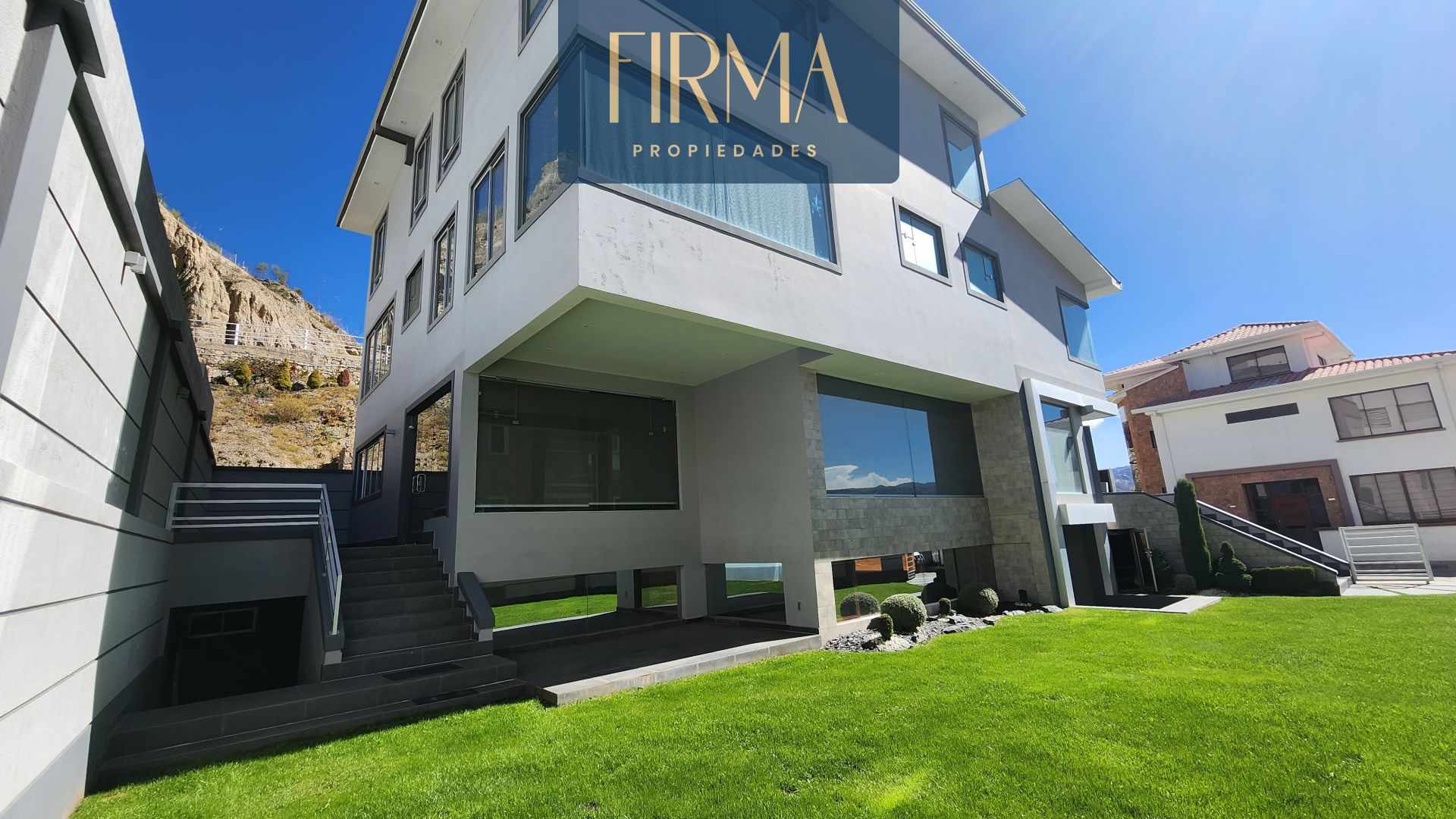 Casa en AlquilerCALACOTO, COSTANERA Foto 1