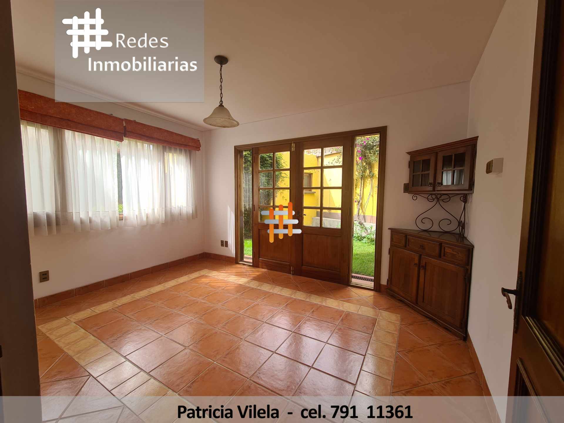 Casa en Achumani en La Paz 5 dormitorios 6 baños 3 parqueos Foto 12