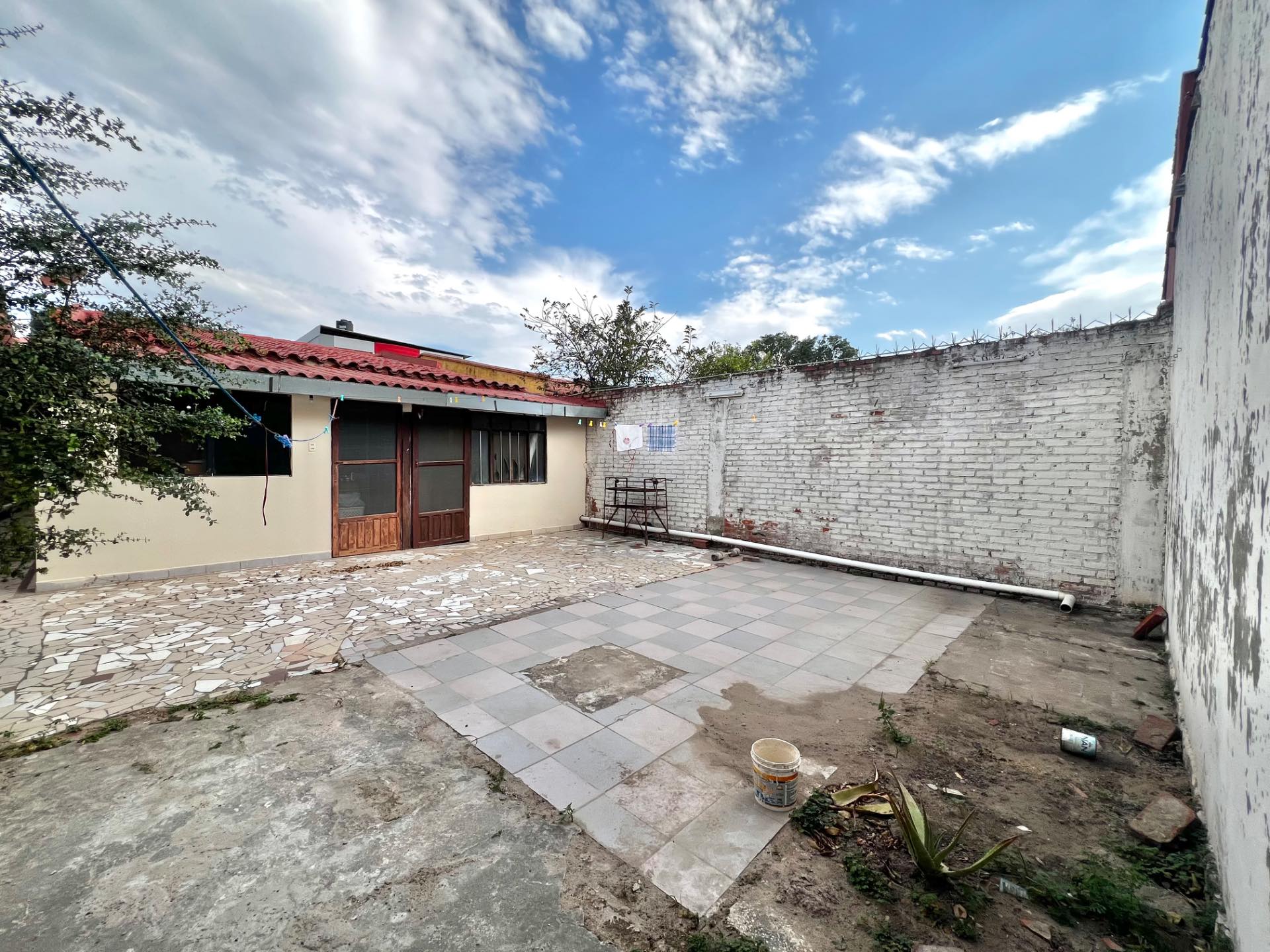 Casa A 2 cuadras de la av. montecristo Foto 2