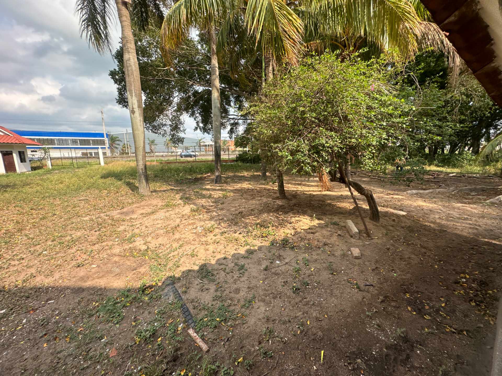 Terreno en VentaSobre Carretera Santa Cruz - Warnes Km. 23    Foto 5
