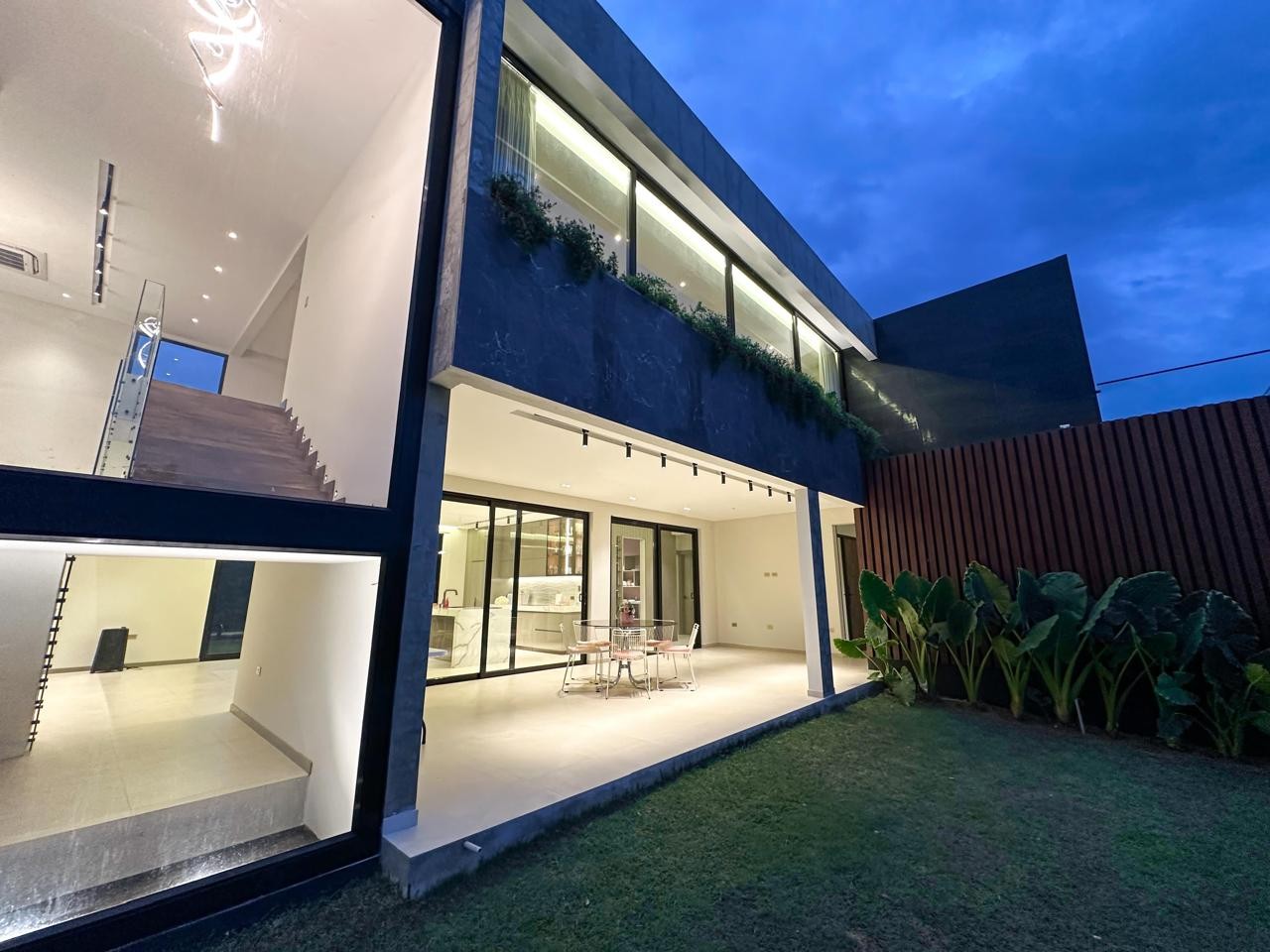 Casa en VentaColinas del Urubó Las Palmeras - Hermosa Casa en Venta Foto 9