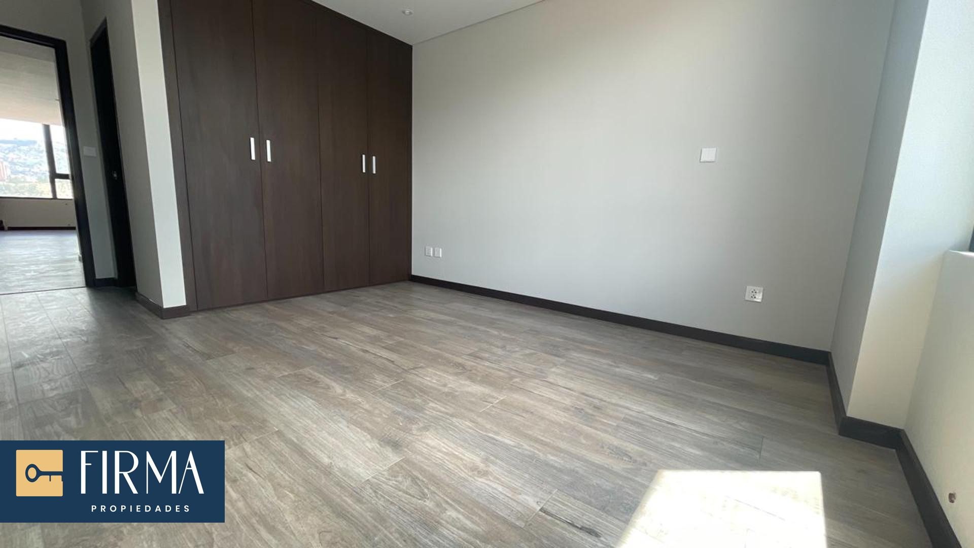 Departamento en AlquilerDEPARTAMENTO EN ALQUILER, CALACOTO 2 dormitorios 2 baños 1 parqueos Foto 10