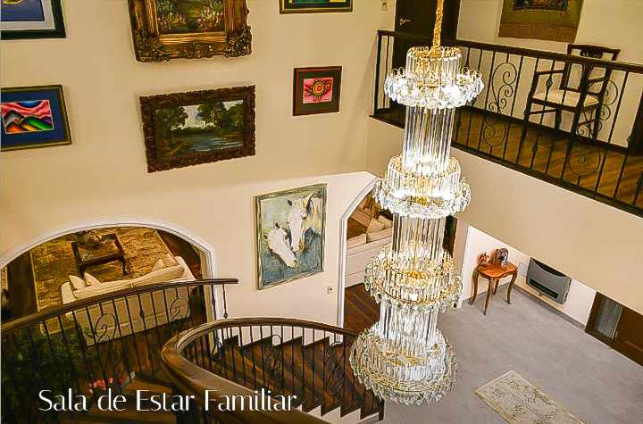 Casa en Río Abajo en La Paz 5 dormitorios 7 baños 4 parqueos Foto 13