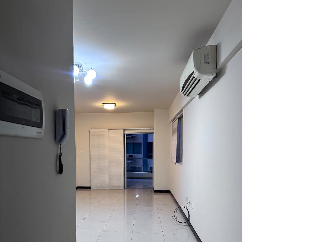 Departamento en Entre 1er y 2do anillo Norte en Santa Cruz de la Sierra 3 dormitorios 2 baños 1 parqueos Foto 2