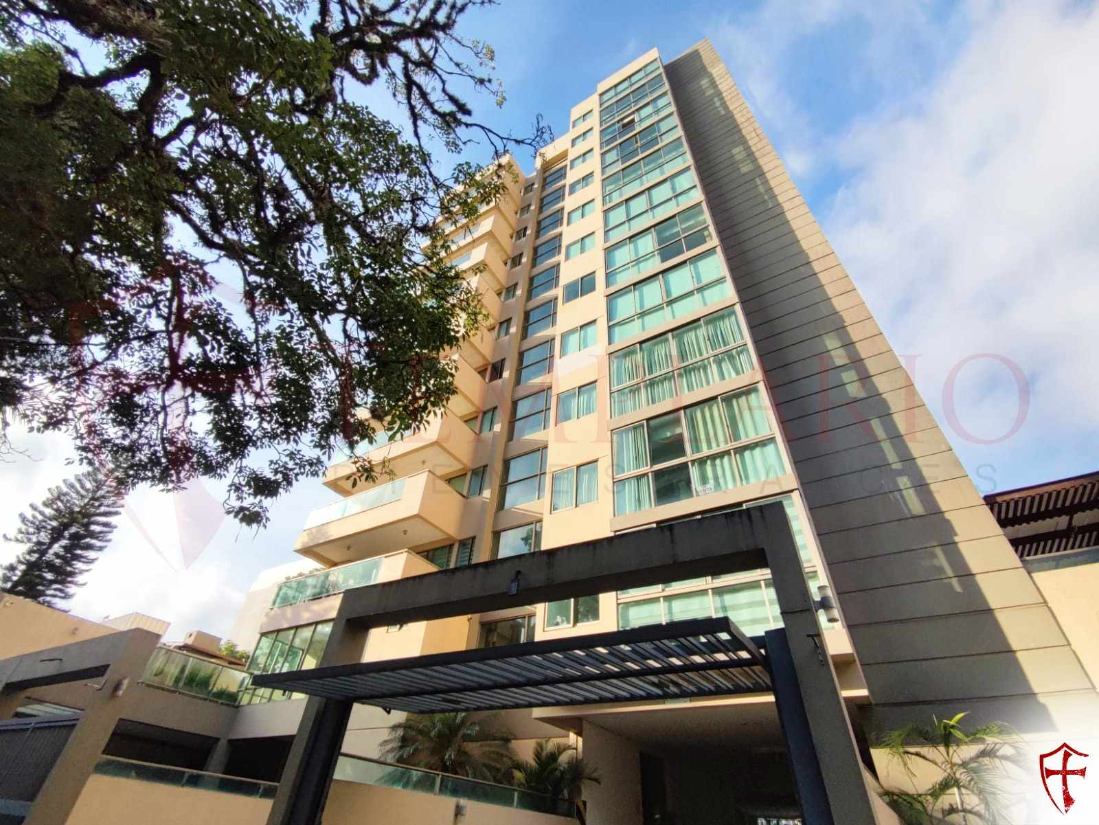 Departamento en VentaEquipetrol sobre Av san Martin edificio torre  Foto 1