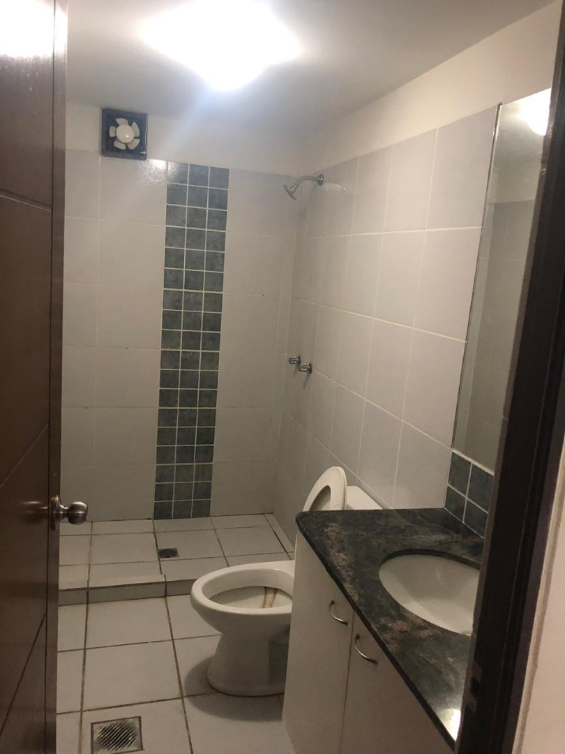 Departamento en VentaDUPLEX EN VENTA EN CONDOMINIO DOS HERMANAS
Radial 27 pasando 5to Anillo Foto 7