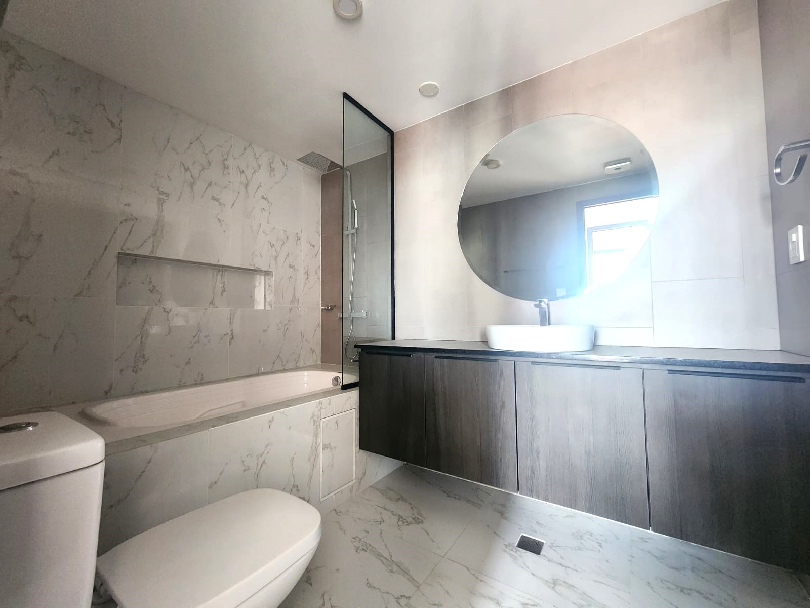 Departamento en VentaEDIFICIO YOU PLAZA ZONA EQUIPETROL 1 dormitorios 1 baños  Foto 8