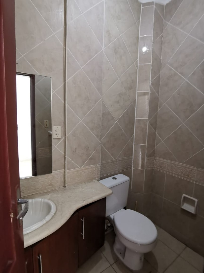 Local comercial en AlquilerCalle Aroma  1 baños  Foto 4