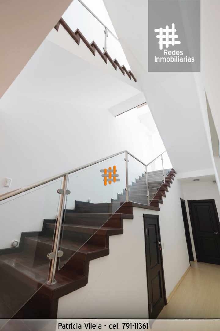 Casa en AlquilerEN ALQUILER HERMOSA CASA EN CALACOTO - CONDOMINIO PRIVADO Foto 18