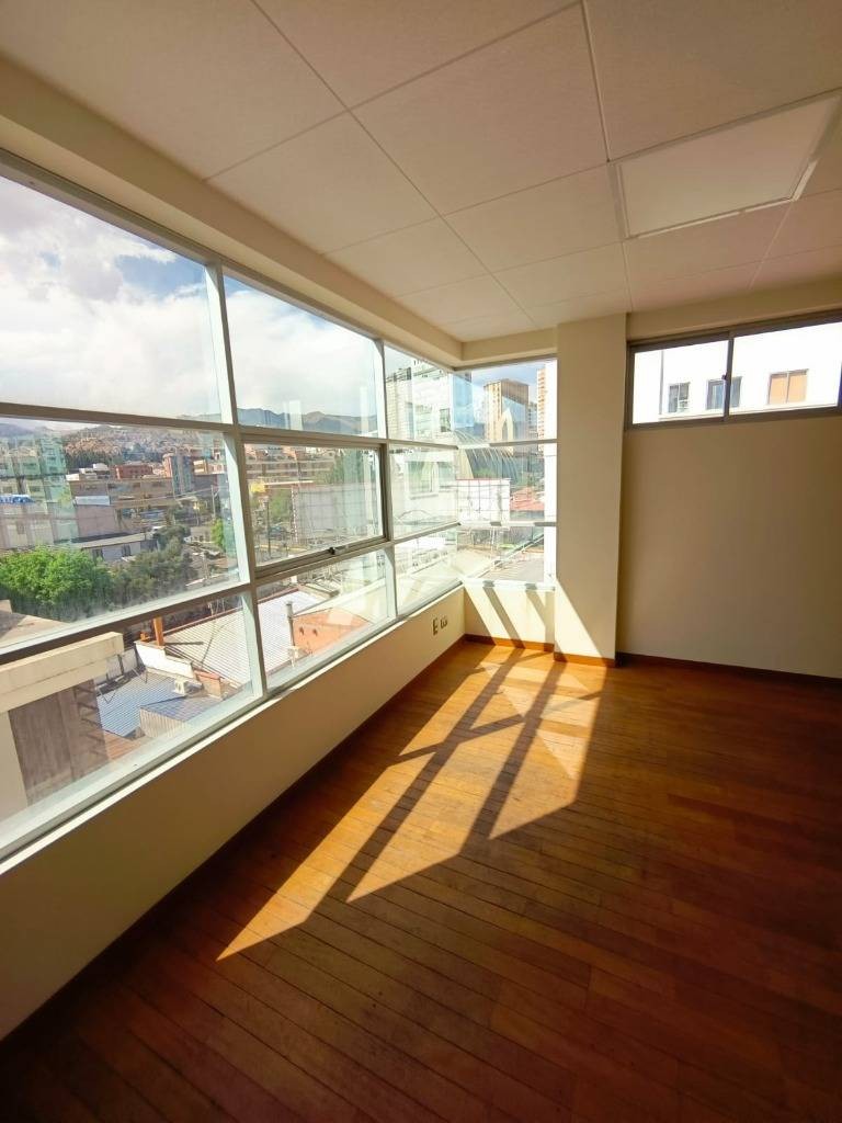 Oficina en AlquilerSAN MIGUEL,  AV. MONTENEGRO 1 dormitorios 1 baños  Foto 7