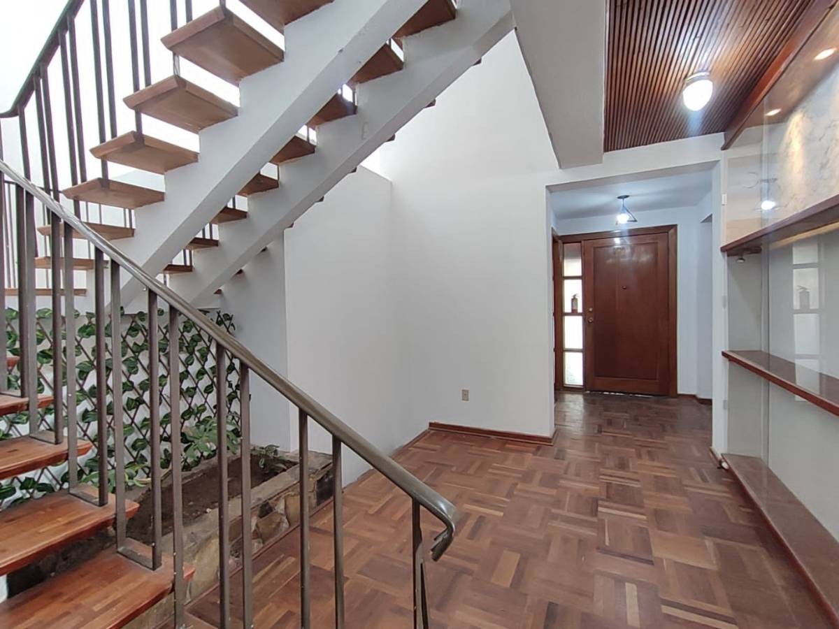 Oficina CALACOTO, CALLE 11 Foto 3