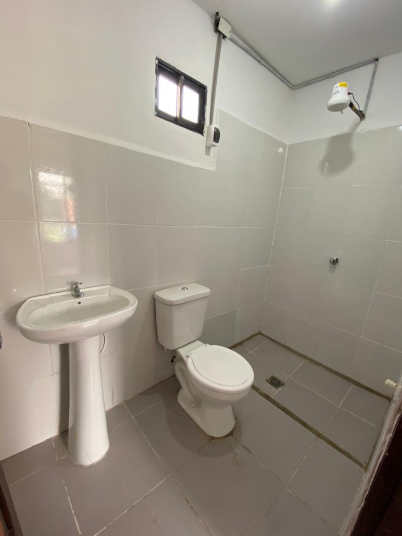 Casa AV. BANZER 6TO ANILLO Foto 6