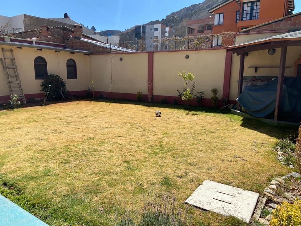 Casa en Irpavi en La Paz 3 dormitorios 4 baños 2 parqueos Foto 8