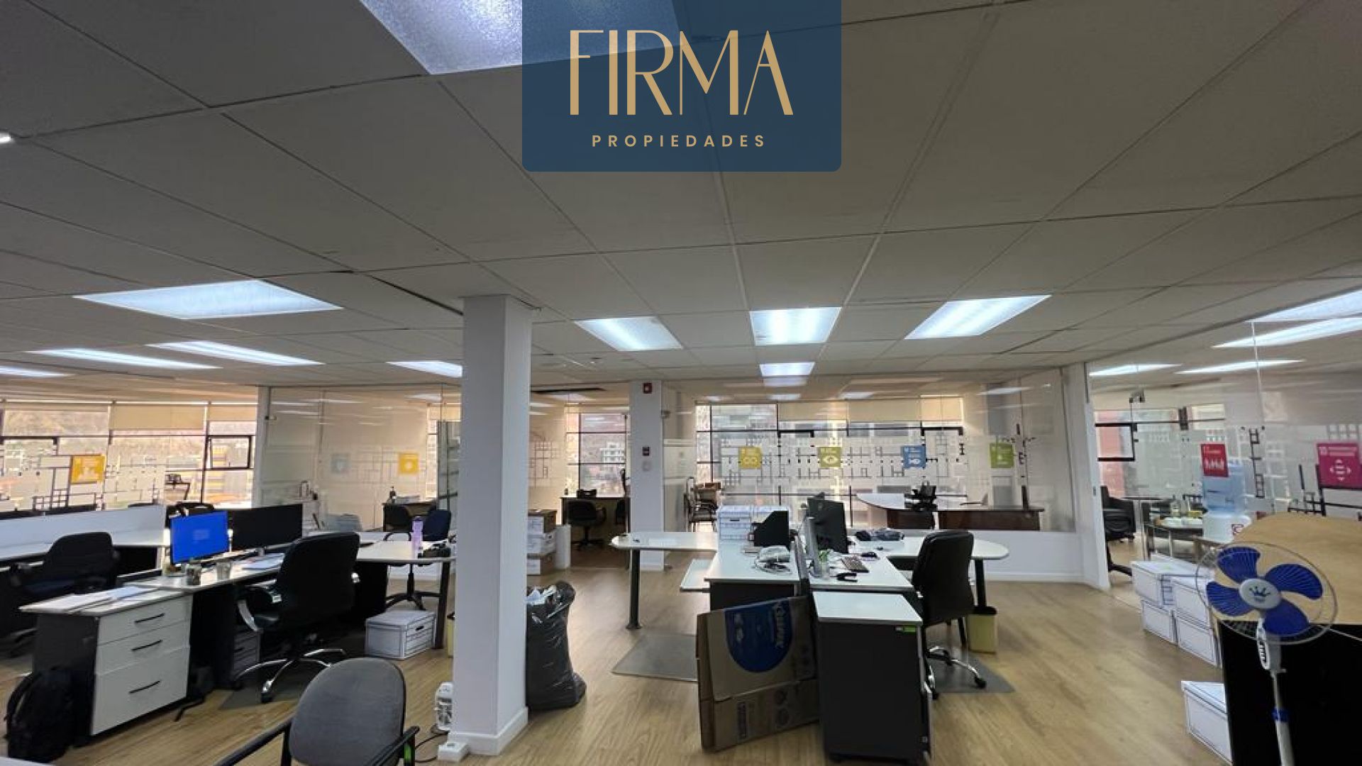 Oficina en AlquilerALQUILA ESTA OFICINA EN CALACOTO  5 baños 1 parqueos Foto 1