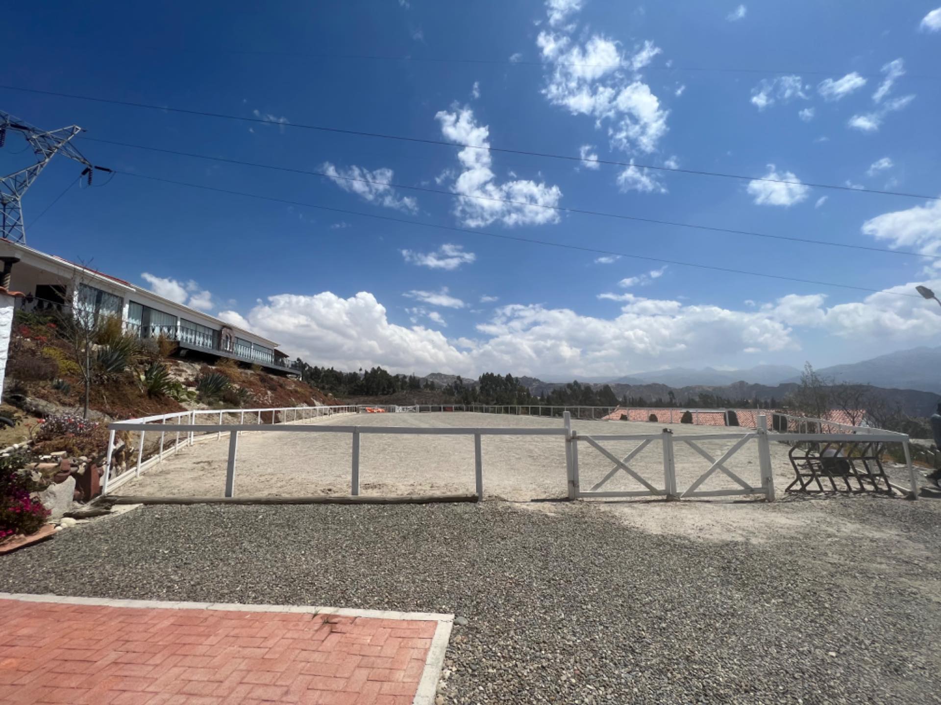 Casa en Achocalla en La Paz 4 dormitorios 5 baños 4 parqueos Foto 7