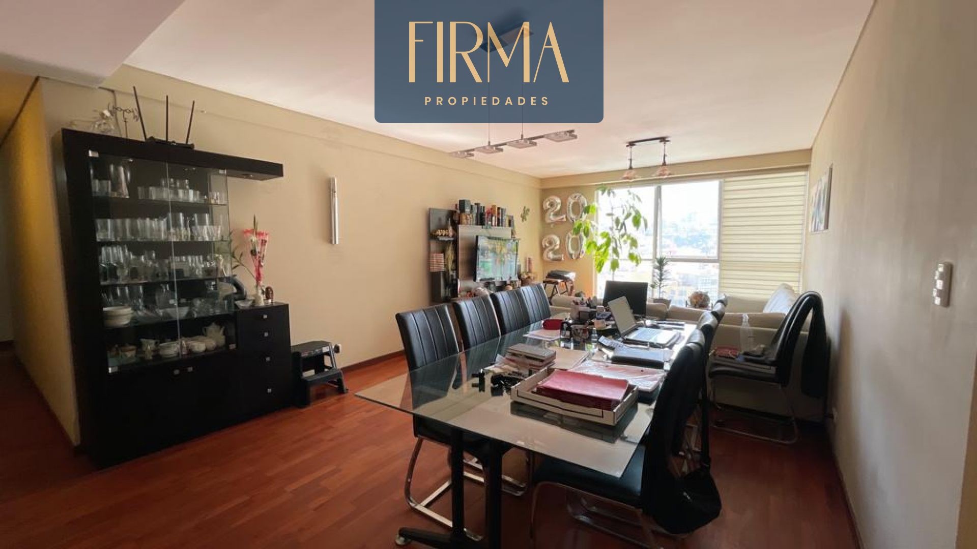 Departamento en VentaDEPARTAMENTO EN VENTA EN OBRAJES - PISO ALTO 3 dormitorios 4 baños 1 parqueos Foto 2