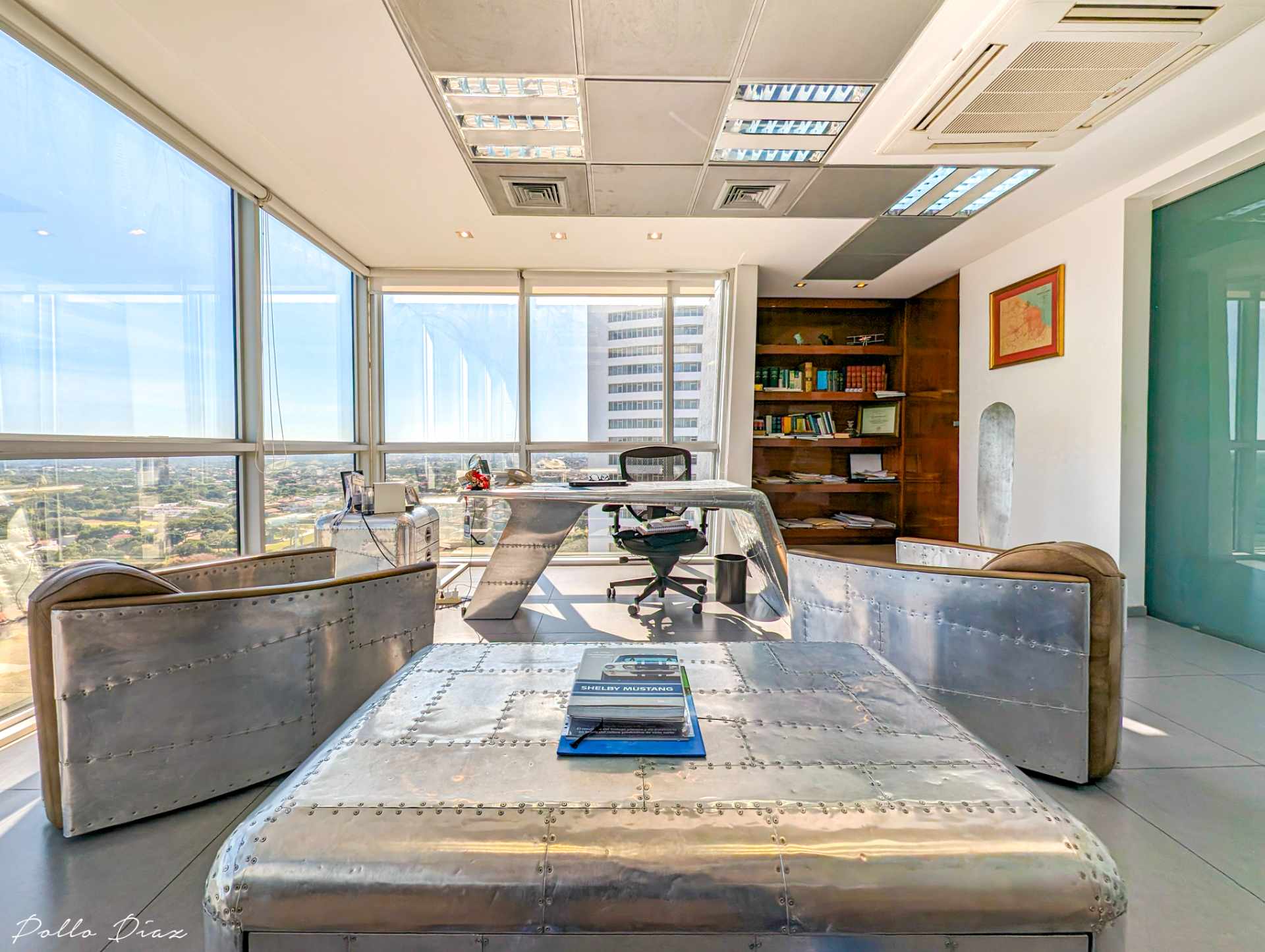 Oficina en VentaTorre Duo  6 dormitorios 4 baños 5 parqueos Foto 2