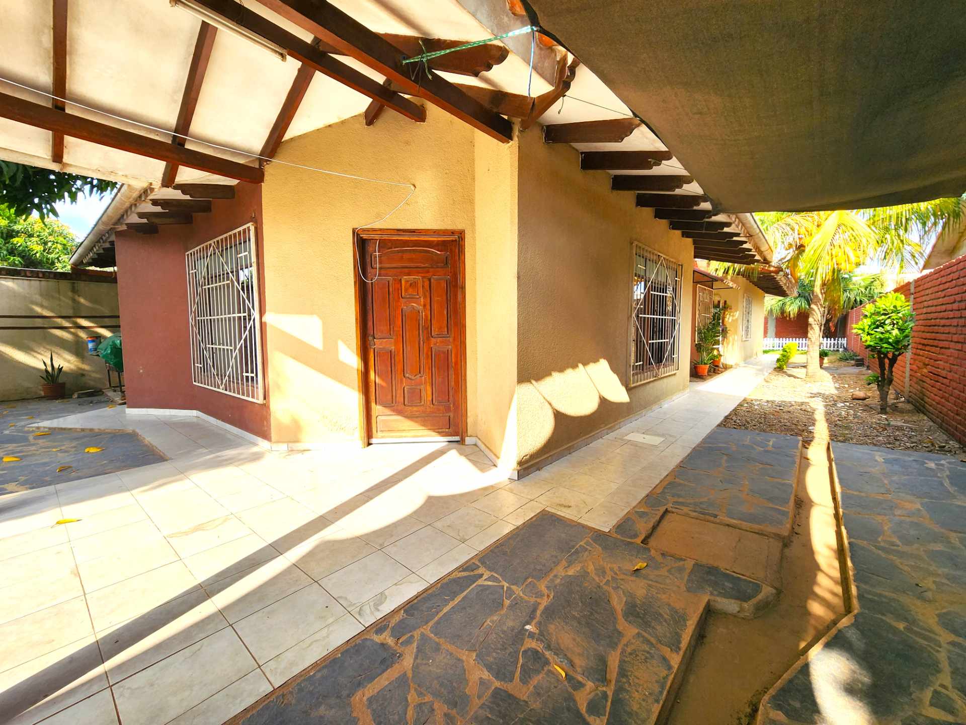 Casa en Villa 1ero de Mayo en Santa Cruz de la Sierra 3 dormitorios 3 baños 3 parqueos Foto 16