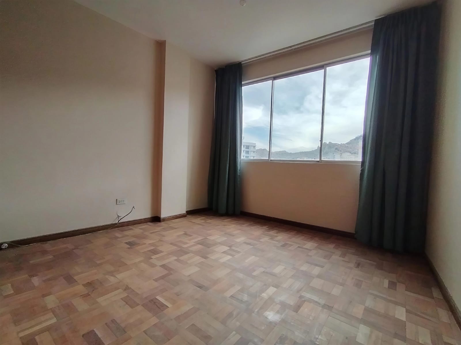 Departamento en VentaAvenida Sanchez Lima No 2054 , edificio Orion Zona de Sopocachi 3 dormitorios 3 baños 1 parqueos Foto 16