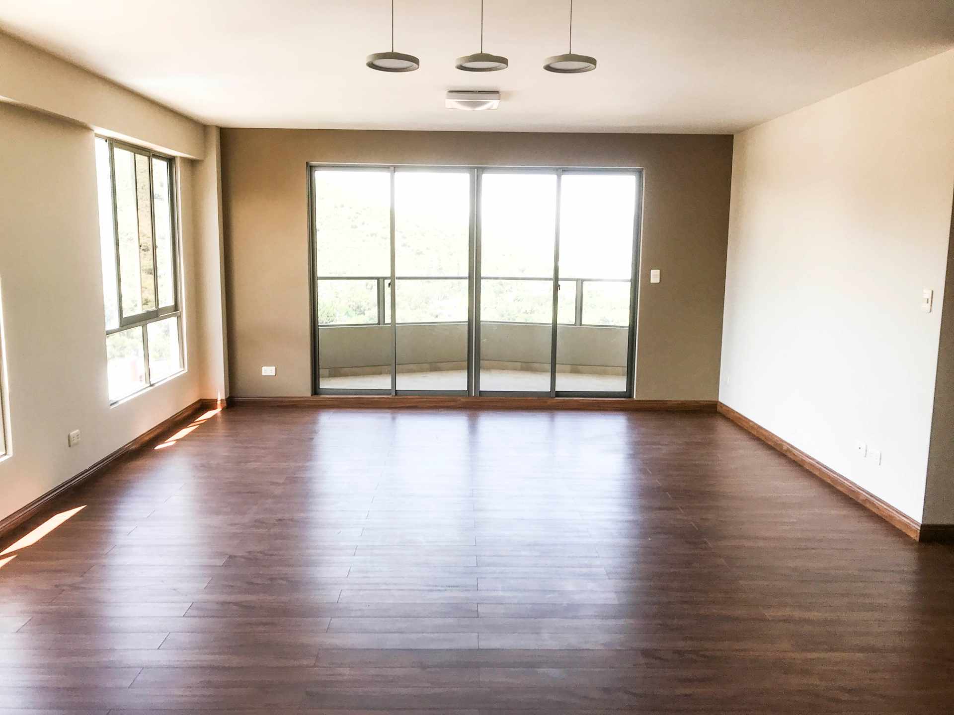 Departamento America Edificio Icono Piso 11 Norte Cochabamba Foto 9