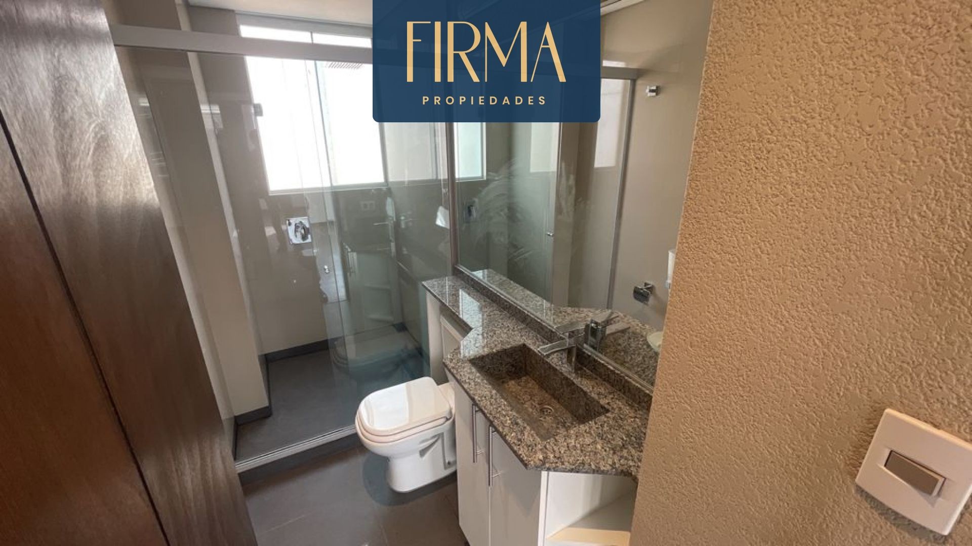 Casa en Irpavi en La Paz 3 dormitorios 4 baños 2 parqueos Foto 8