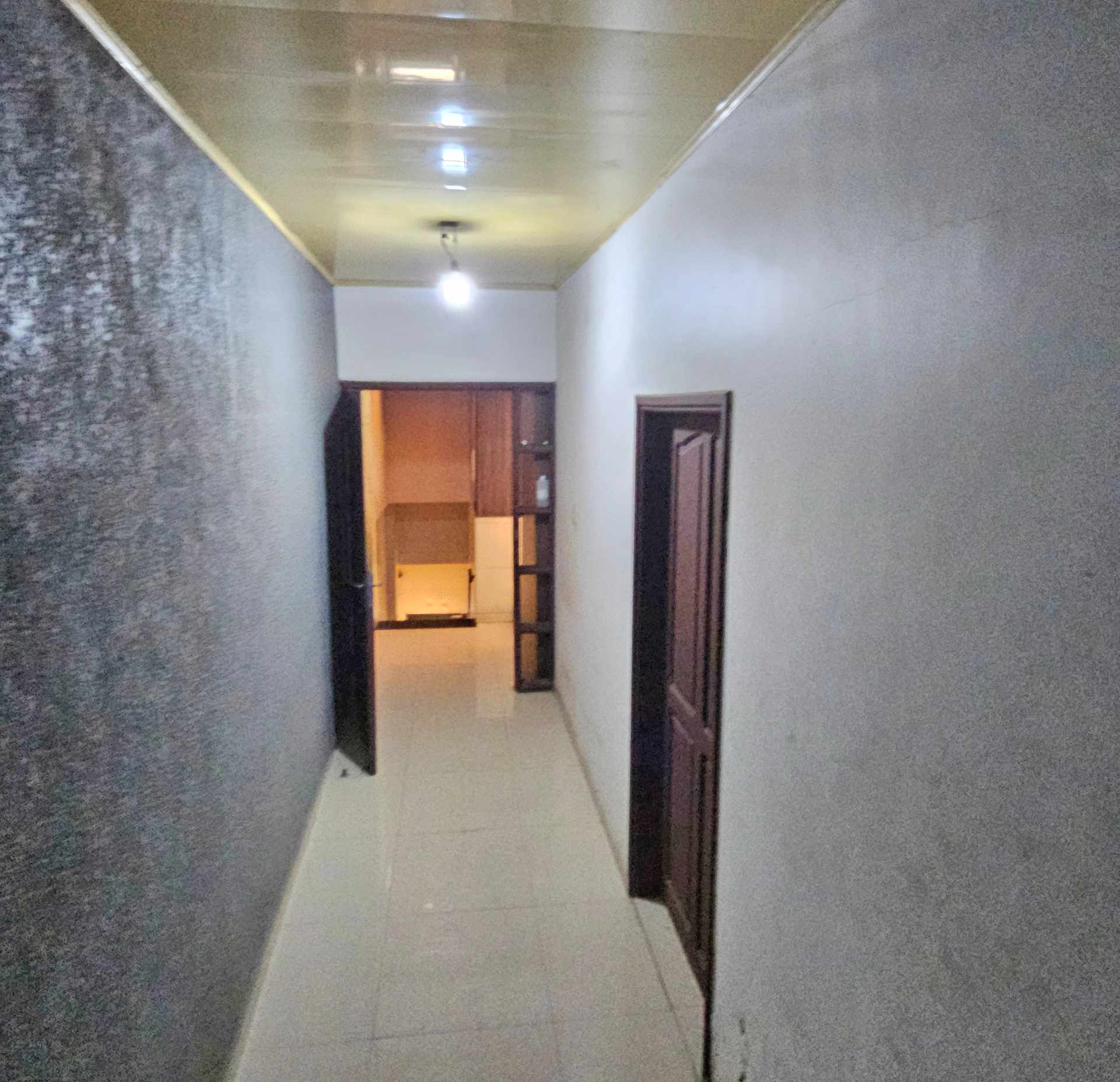 Casa en Entre 3er y 4to anillo Norte en Santa Cruz de la Sierra 4 dormitorios 3 baños  Foto 17