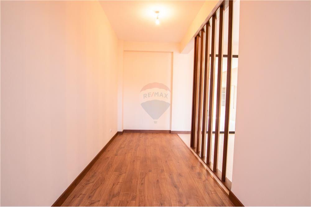 Casa en VentaCASA EN VENTA A ESTRENAR ZONA MESADILLA 3 dormitorios 3 baños 2 parqueos Foto 15