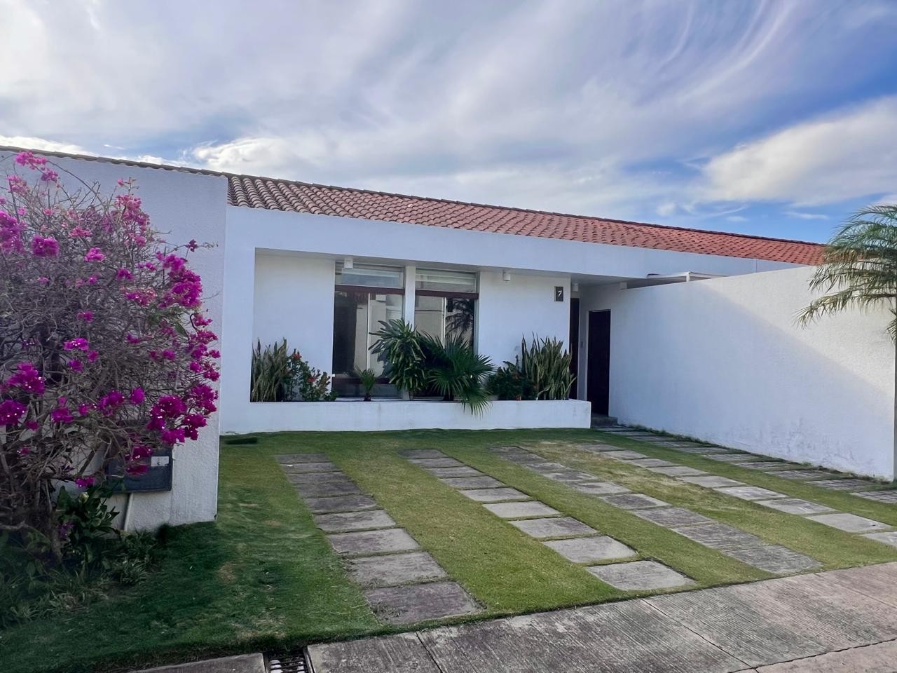 Casa CONDOMINIO COSTA BLANCA III
HERMOSA CASA EN ALQUILER DE 1 PLANTA 
LA MEJOR UBICACION DE SANTA CRUZ!!! Foto 9