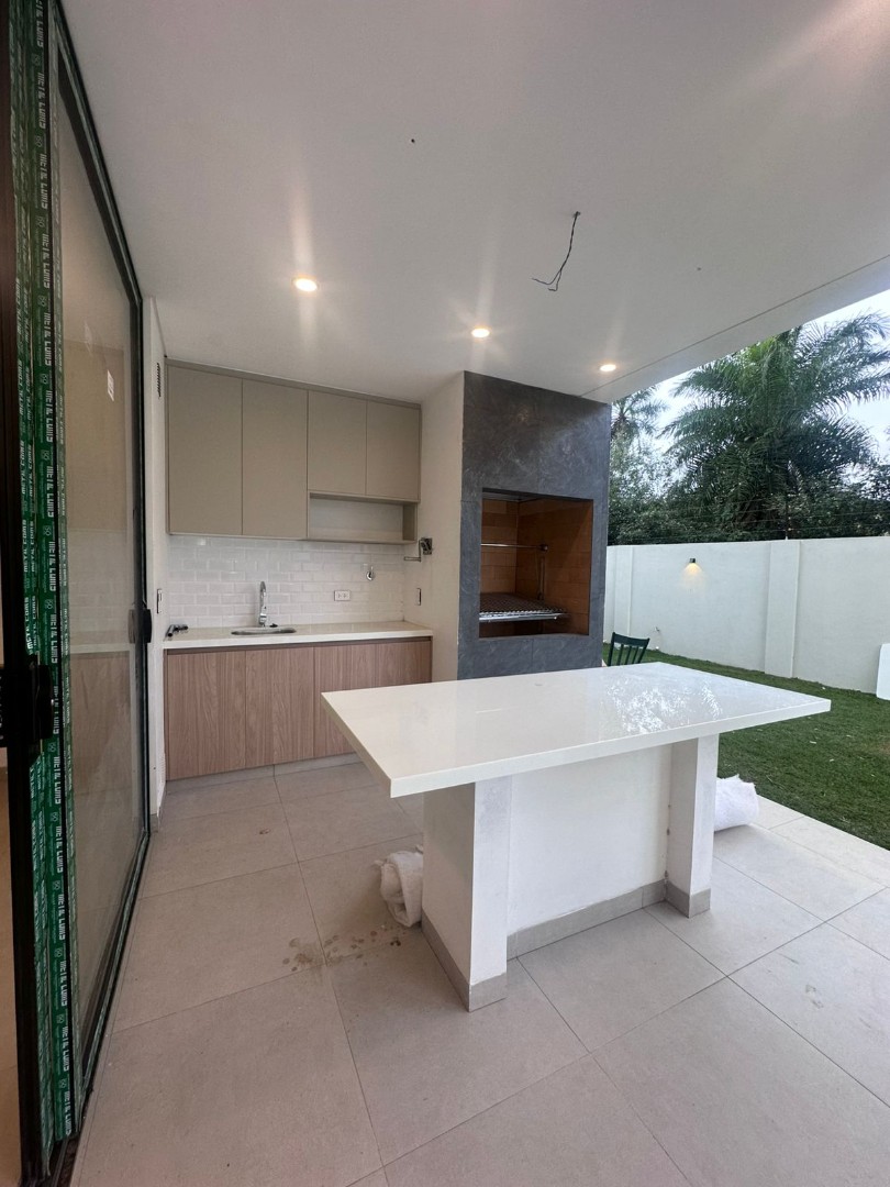 En Venta a $us 360,000 Foto 19