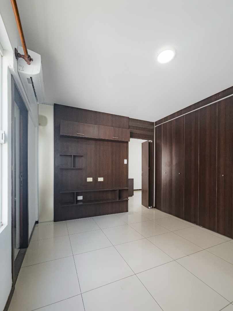 Departamento Equipetrol Brigida Edif Portofino  Foto 17