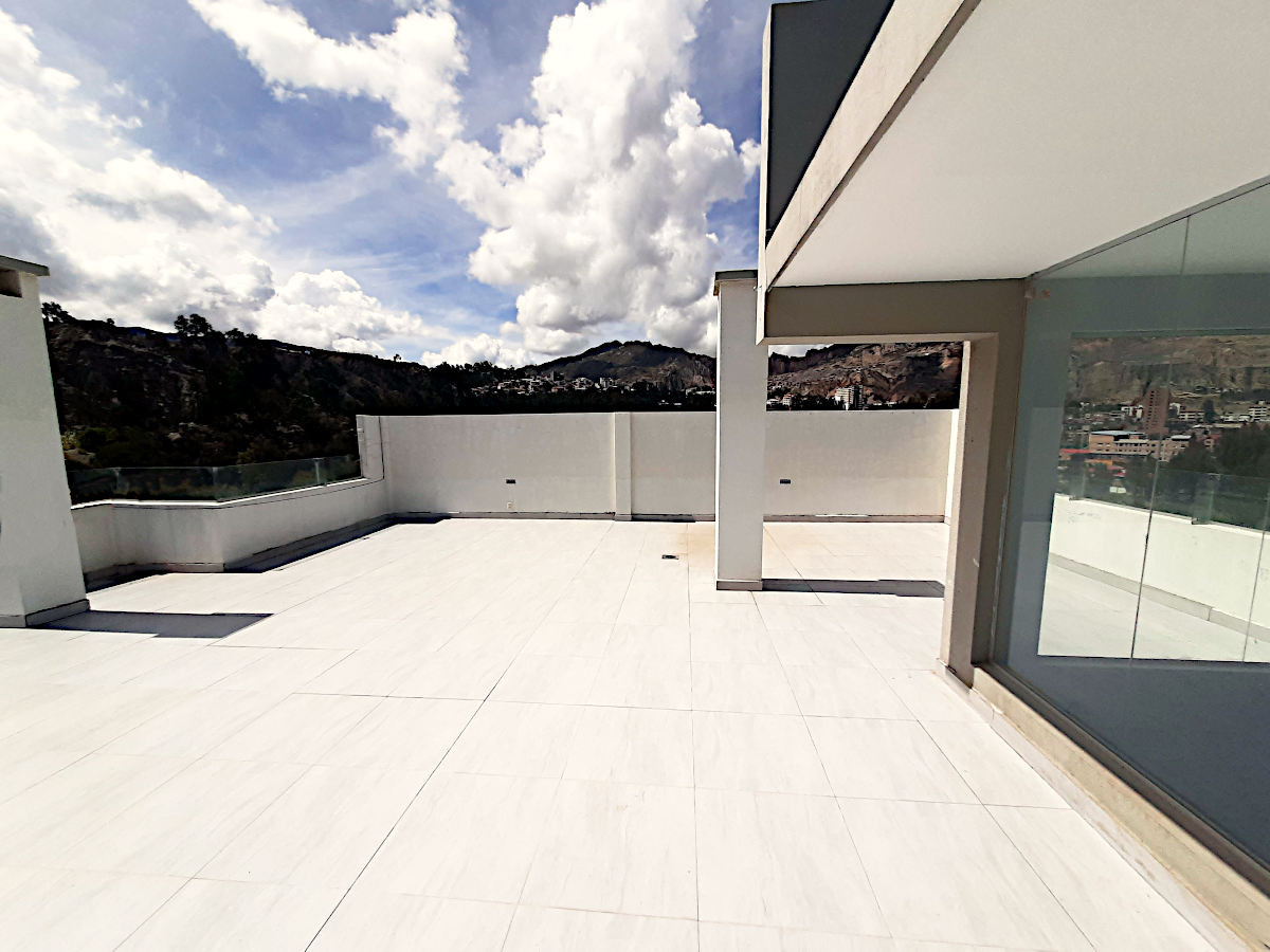 En Alquiler a $us 600 Foto 13