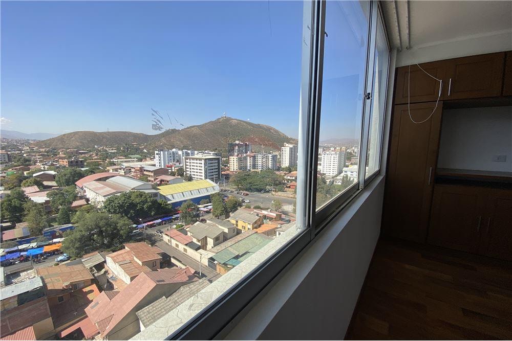 Departamento en Aranjuez en Cochabamba 1 dormitorios 1 baños  Foto 12