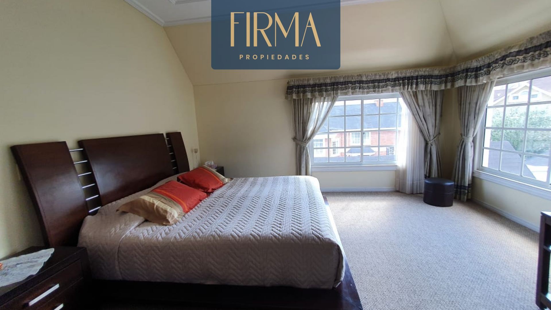 Casa en VentaACHUMANI JARDINES DEL SUR Foto 3