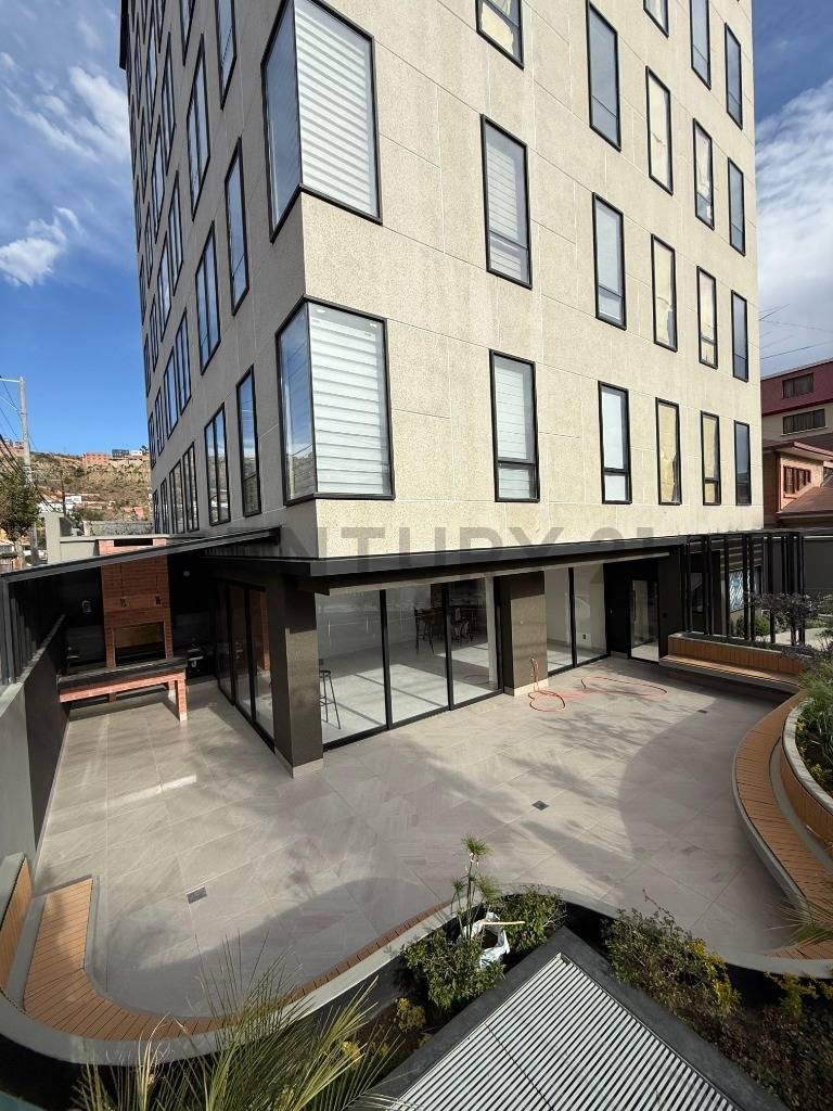 Departamento en Irpavi en La Paz 2 dormitorios 3 baños 1 parqueos Foto 18