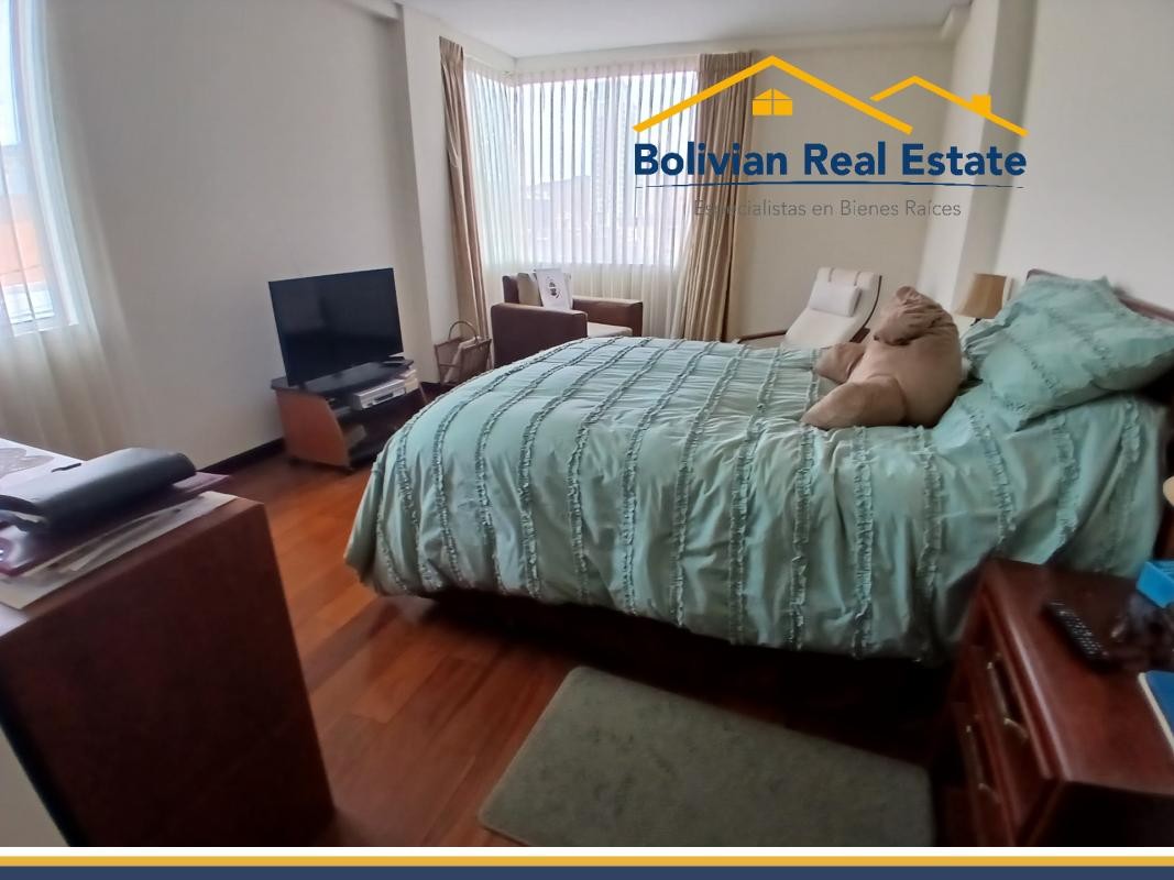 Departamento en VentaEN VENTA – HERMOSO DEPARTAMENTO EN CALACOTO, AV. FUERZA NAVAL 4 dormitorios 5 baños 2 parqueos Foto 4