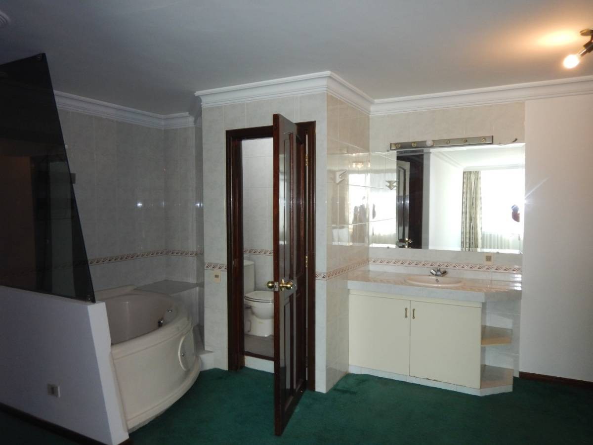 Departamento en AlquilerSAN MIGUEL 3 dormitorios 3 baños 1 parqueos Foto 15