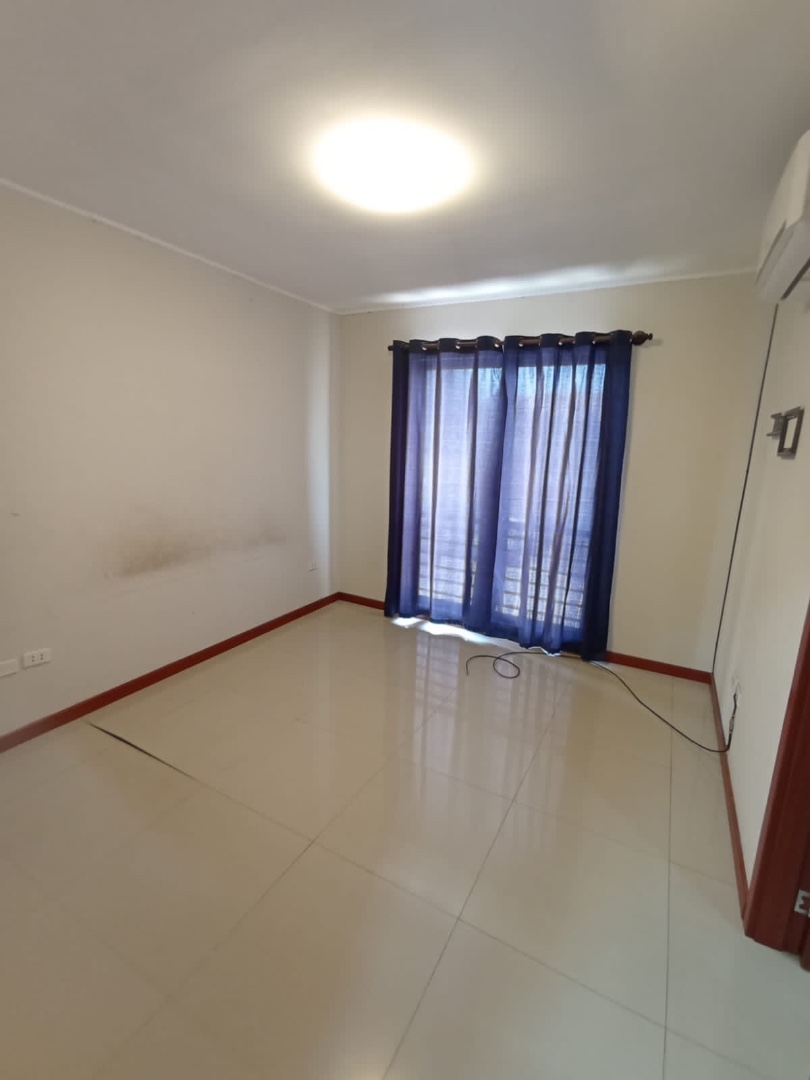 En Alquiler a Bs 4,000 Foto 16