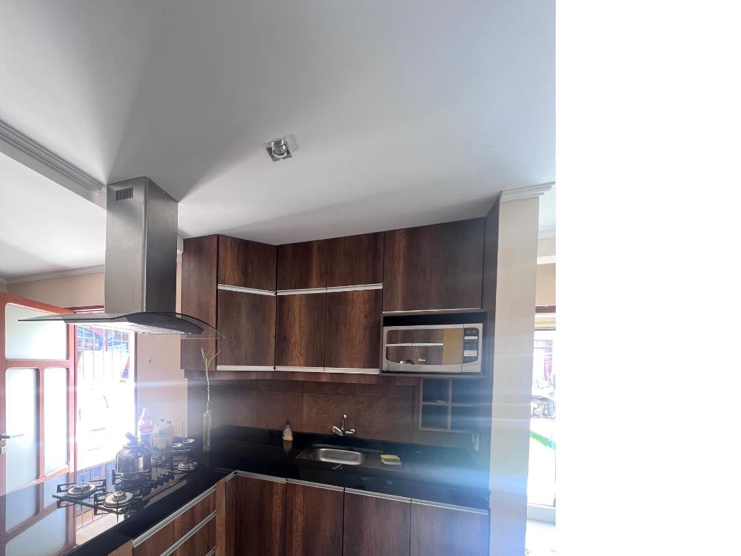 Departamento en AlquilerIrpavi, calle Altamirano  2 dormitorios 3 baños 1 parqueos Foto 1