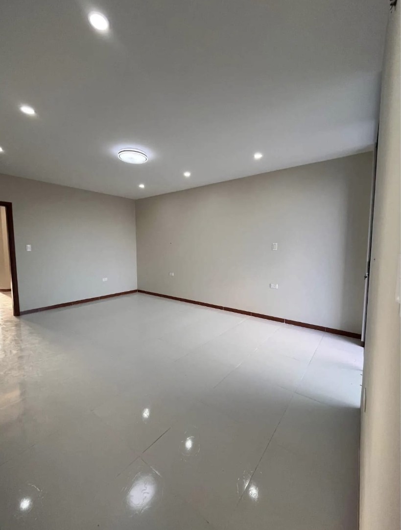 Casa ZONA NORTE, ALEMANA ENTRE 4TO Y 5TO ANILLO Foto 5